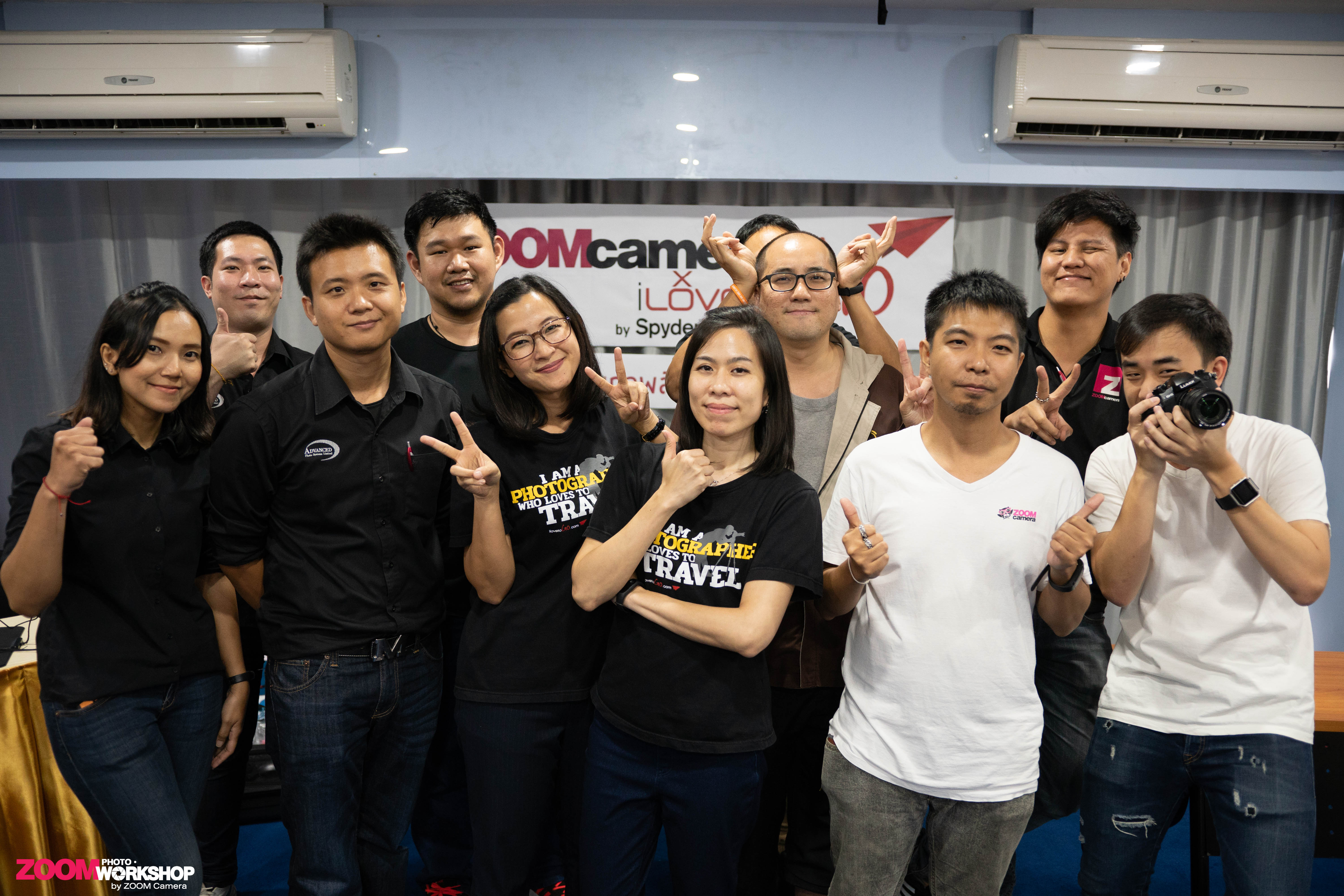 ภาพบรรยากาศ คอร์สอบรมถ่ายภาพสินค้าเพื่อขายของออนไลน์ 32 ภาพบรรยากาศ คอร์สอบรมถ่ายภาพสินค้าเพื่อขายของออนไลน์