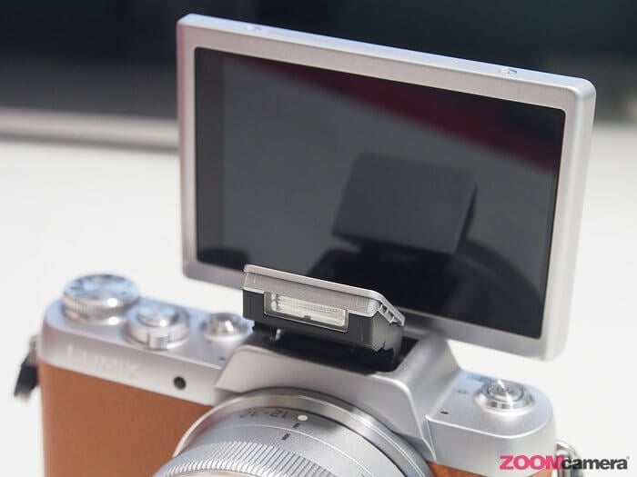 Panasonic GF7 Review 11