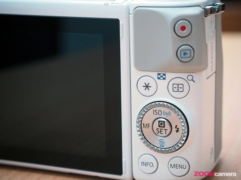 แกะกล่อง Canon EOS M3 6 Canon EOS M3 Unbox 5