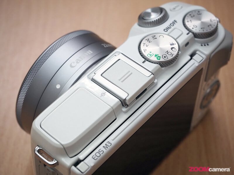 แกะกล่อง Canon EOS M3 8 Canon EOS M3 Unbox 7