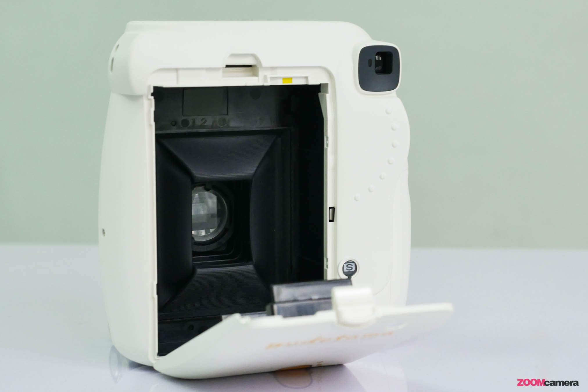 แกะกล่องรีวิวกล้องไข่ขี้เกียจ Instax Mini8 - Gudetama ความกวนเส้นน่ารัก  ที่มาอยู่บนกล้องฟิล์มสุดชิค | Zoomcamera