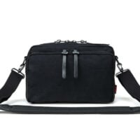 Artisan & Artist ACAM-1100 Canvas Camera Bag Black