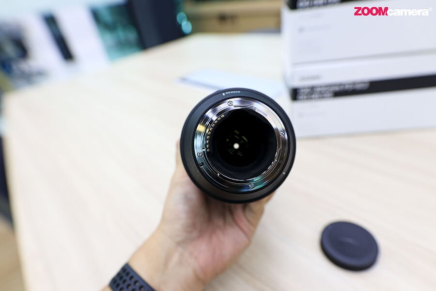 รีวิว SIGMA 100-400mm F5-6.3 DG DN OS for Sony mount / L-mount เลนส์ซูมเทเลโฟโต้ ตัวจบราคาย่อมเยาว์ ถูกใจสาย Landscape และ Wildlife 10 Sigma-100-400mm-for-Sony-and-L-mount_top-view-mount