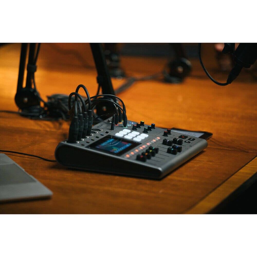 Zoom PodTrak P8 Portable Multitrack Podcast Recorder 14