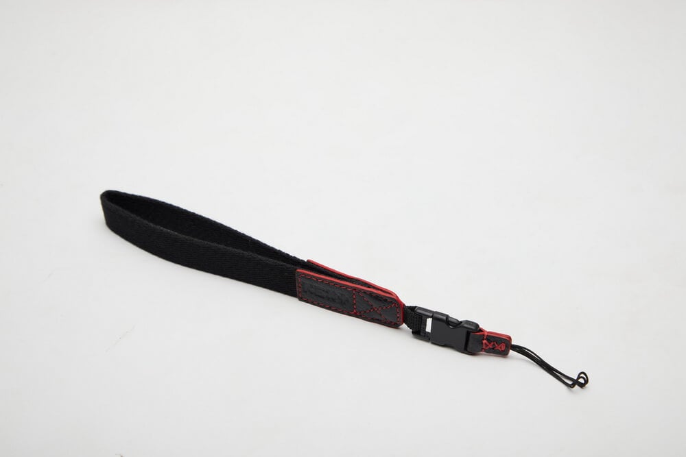 NEXT Hand Strap PARR Series W: 2cm /L: 20cm 31 20200408 Next Photographic Packshot on White Blackground0322