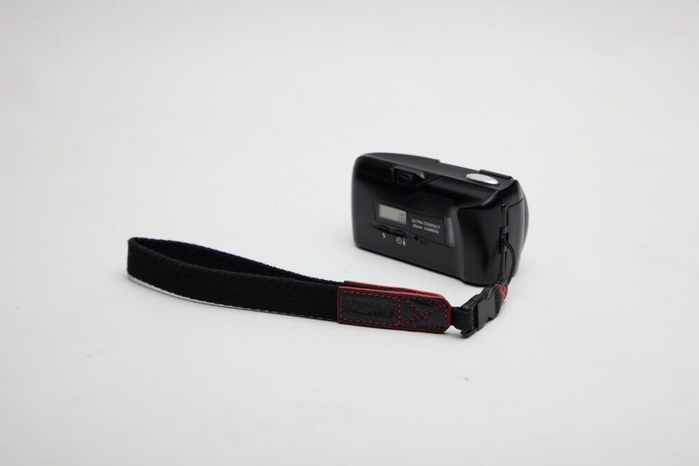 NEXT Hand Strap PARR Series W: 2cm /L: 20cm 42 20200408 Next Photographic Packshot on White Blackground0344