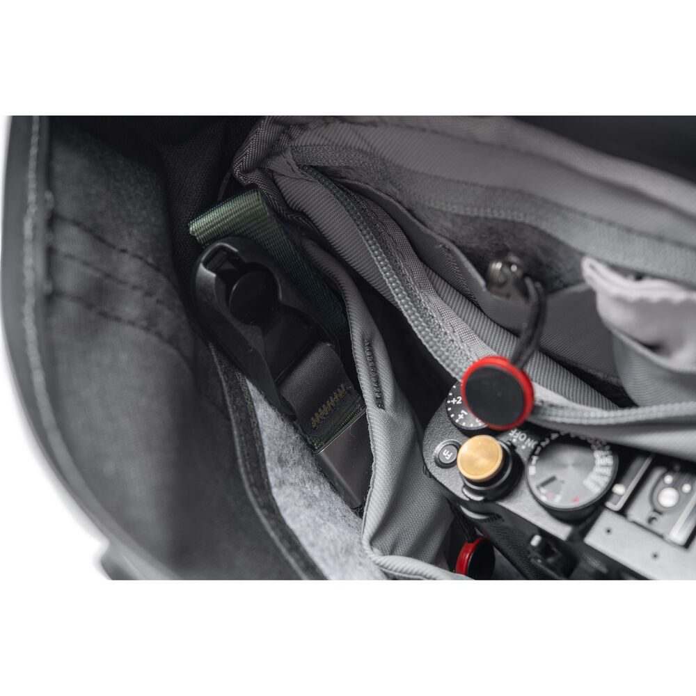 Peak Design Field Pouch v2 (ประกันศูนย์) 11 Peak Design Field Pouch v2