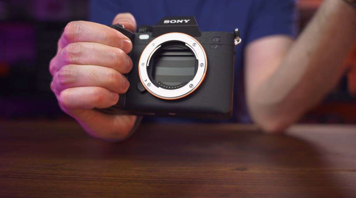 Sony-A7-IV-protect sensors-new