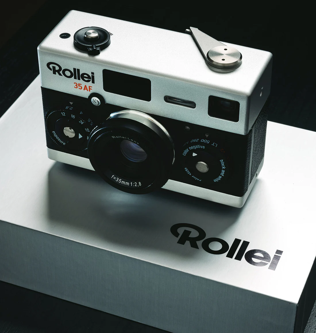รีวิว Rollei 35 AF ตำนานกล้องฟิล์ม 35mm เล็กที่สุดในโลก กับการมาของระบบออโตโฟกัส ในสไตล์ภาพยุค 90s 3 Rollei35AF 2
