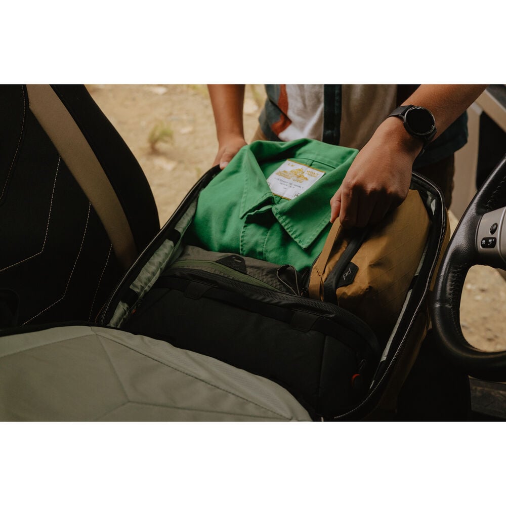 Peak Design Travel Backpack Coyote BTR-45-CY-2 (ประกันศูนย์) 20 Peak Design Travel Backpack (Coyote, 45L)