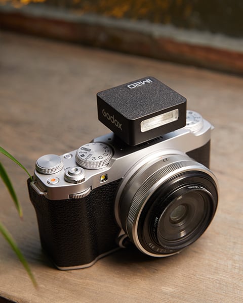Godox IM20 Mini Flash แฟลชกล้อง (ประกันศูนย์ 1ปี) 20 Godox IM20