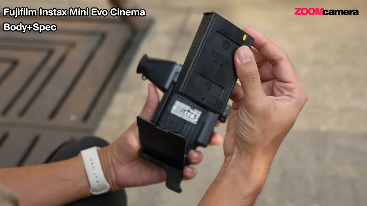 รีวิว FUJIFILM Instax mini Evo Cinema : กล้อง Hybrid ที่พาเราย้อนเวลาได้ 4 มุมใกล้ของชิ้นฟิล์ม Instax mini ที่ถอดออกจากตัวกล้อง