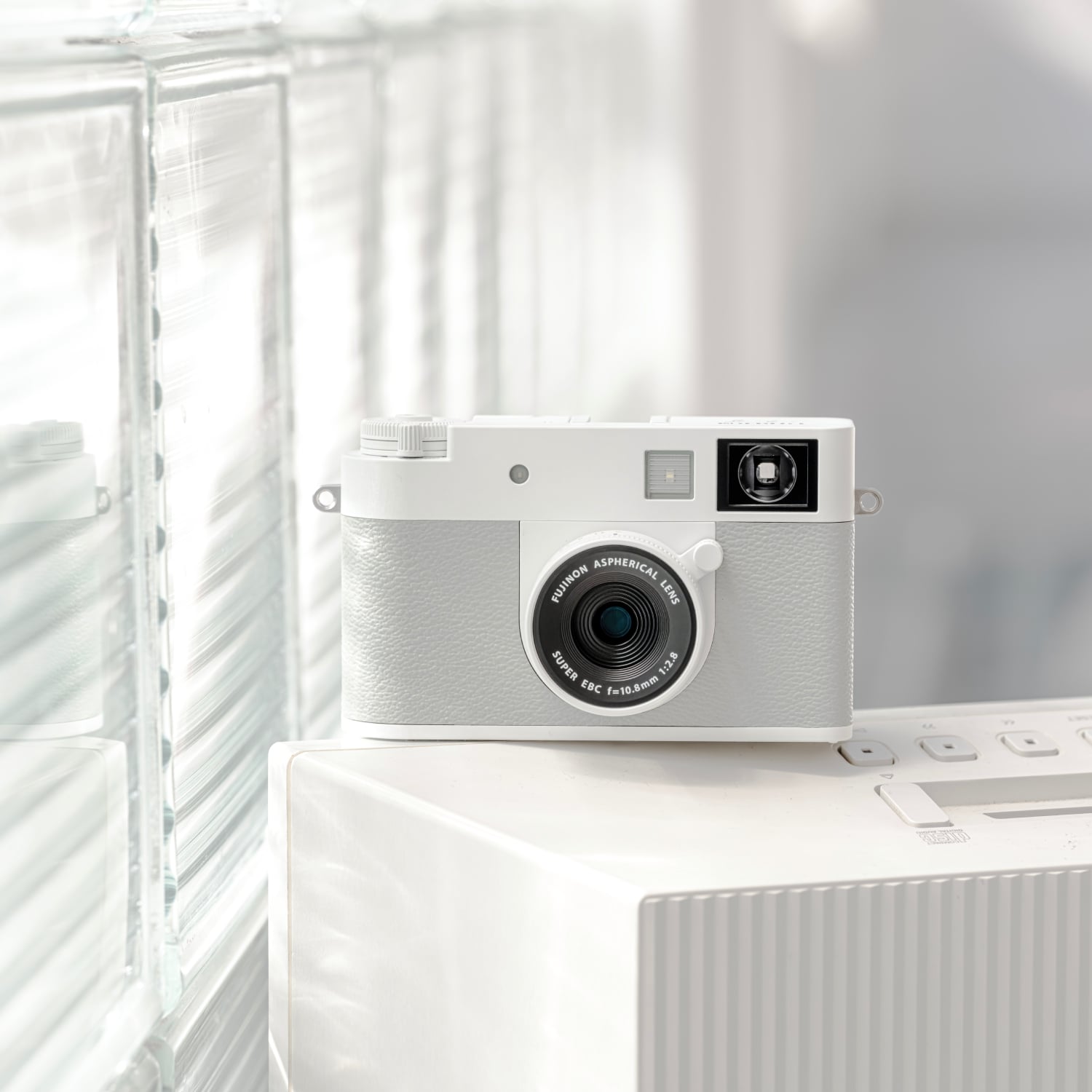 Fujifilm X-Half Digital Camera half frame White (ประกันศูนย์) 17 Fujifilm X-Half Digital Camera half frame White