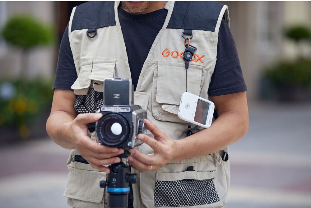 รีวิว Godox C100 กล้องช่องมองภาพโปร่งใส ถ่ายแล้วลุ้นเหมือนกล้องฟิล์ม แถมยังเป็นเครื่องวัดแสงได้ในตัว 9 Godox C100 Mini Camera with Transparent Viewfinder