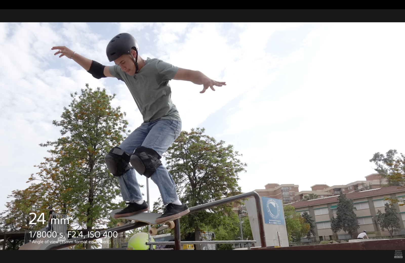 Sony RX10 V กล้องซูมไกล All-in-One มาพร้อมเลนส์ 24–600mm และ ระบบAI Autofocus ถ่ายวิดีโอ 4K 120p ได้ ถูกใจสายท่องเที่ยว 18 Sony RX10V 24