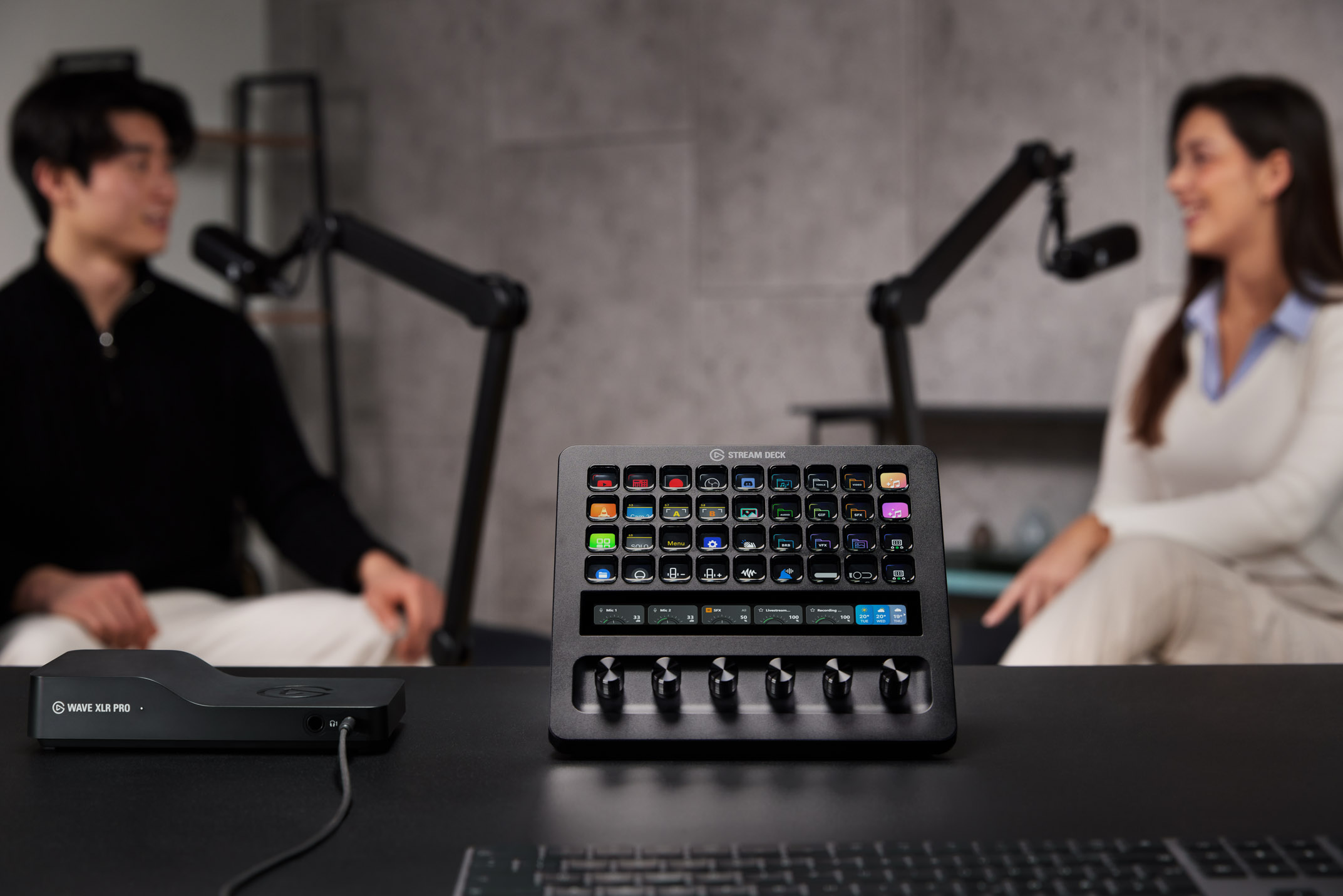 Elgato Stream Deck + XL (ประกันศูนย์) 14 Streram Deck + XL