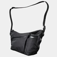 Alpaka Flow Satchel 4L สี Axoflux Black